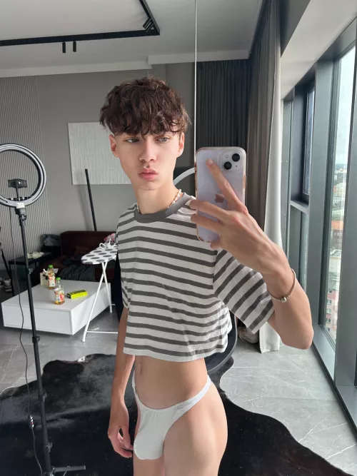 Would you be turned on by a twink in tighty whities? by SpicySisterxo_