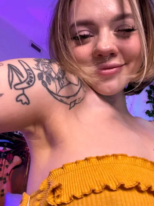 Would you lick my pits? by PrettyGirlHotness