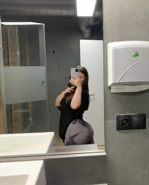 Can you be my cardio? (f)  by kaylagirl888