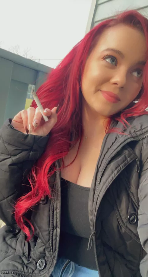 Do you think I have natural beauty when smoking? by CandyRedxx