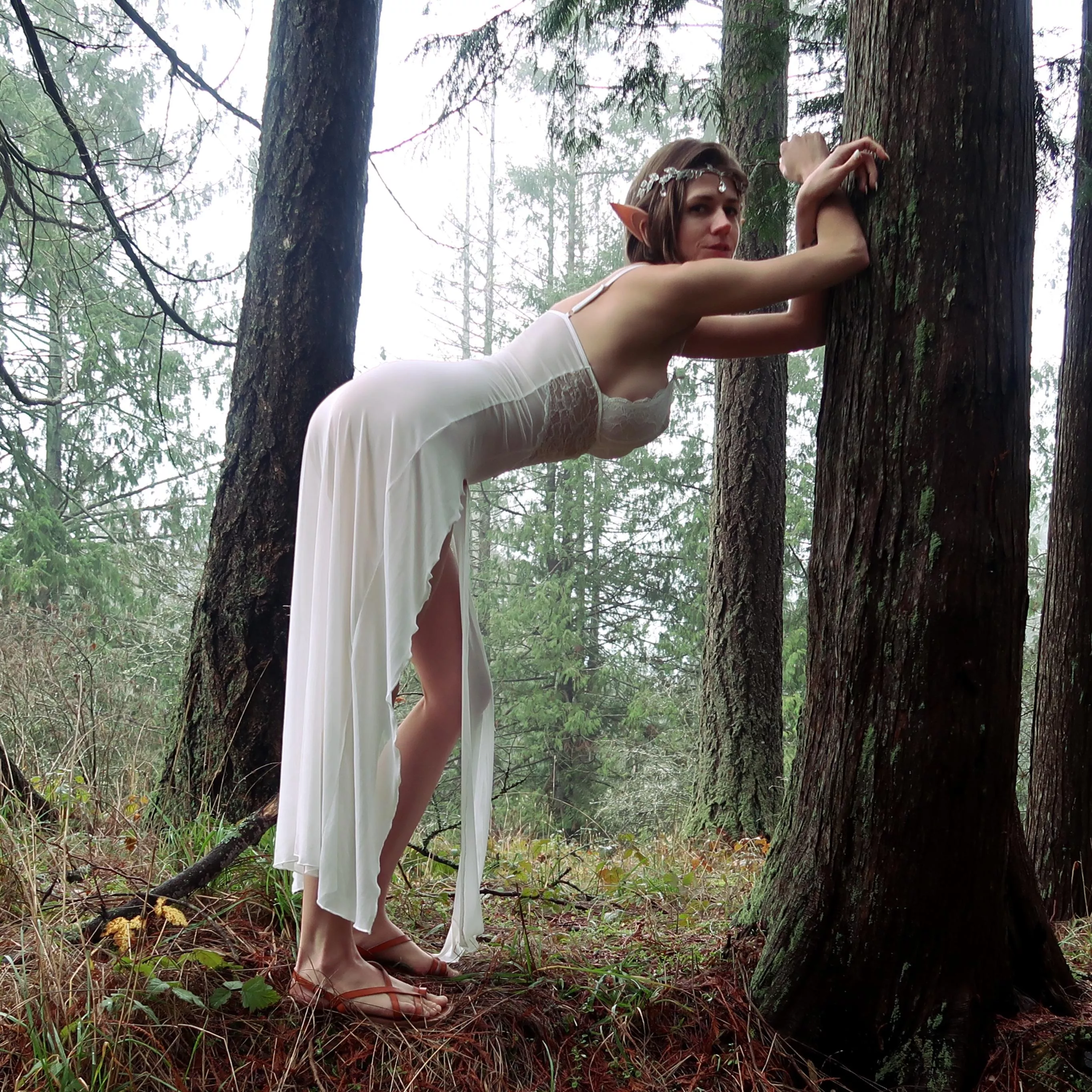 Elven curves posted by ScarlettJane92