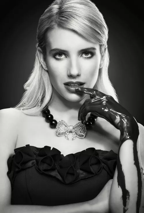 Emma Roberts by temp_bike