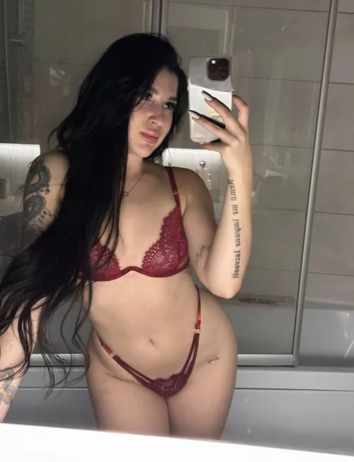 Guess my favourite colour and ill send you a surprise by honeyaly