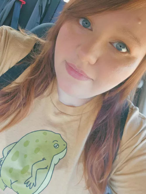 Had to show off my frog by Burtimous