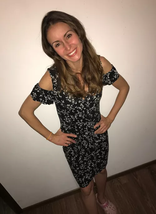 I could make your evening more passionate and exciting. by Viki_soul