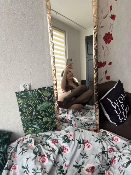 I have a lot of tight things hehe by sreezi