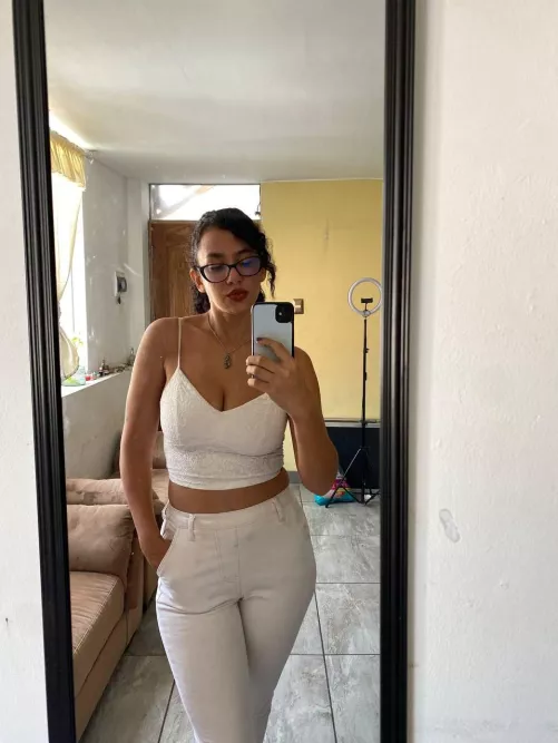 i look so classy in white. by gabby_stimulus