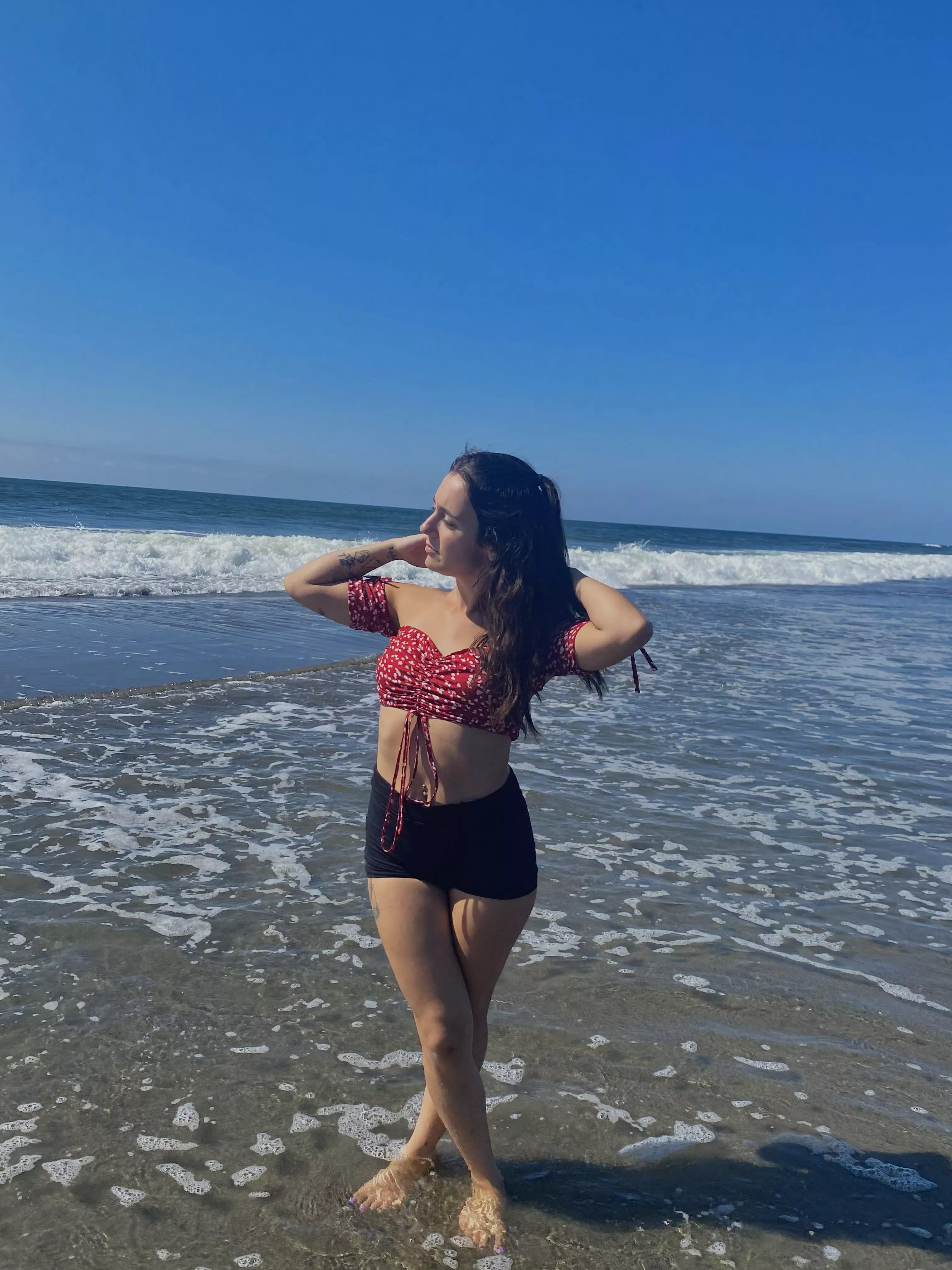 Idk which view is better… my legs or the background  posted by radbitchliv