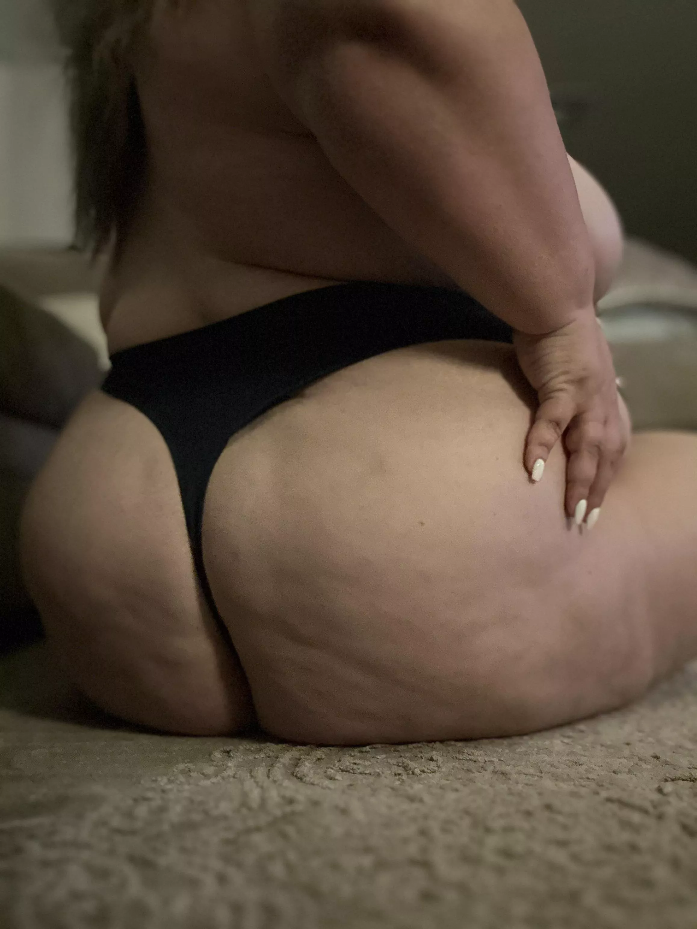 I’m not sleepy yet.  posted by tittsndclits