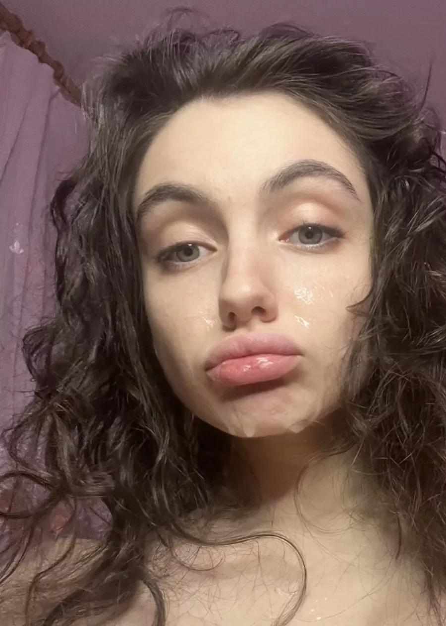 Is it weird that I love this warm feeling and smell posted by sweetiexxsx