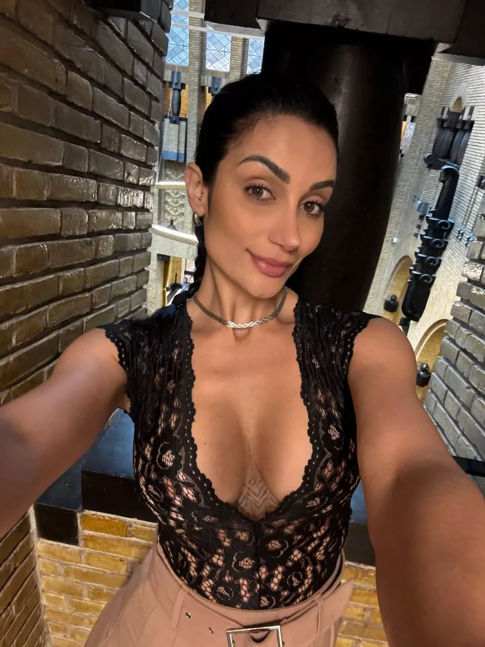 IUTR posted by Vanessa_Diazzz