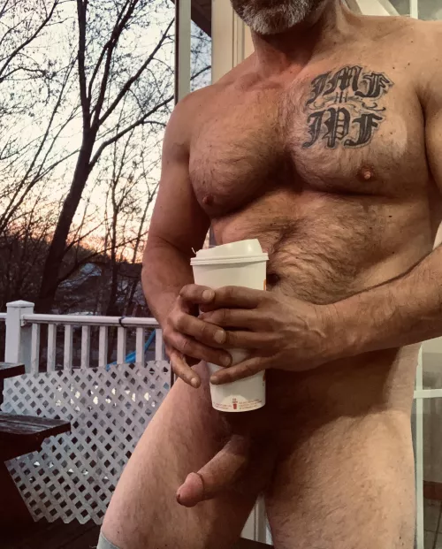 Join me outside,DMs open by Werewolf4949