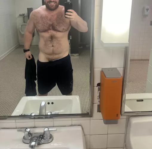 Post gym pic by DKBear1982