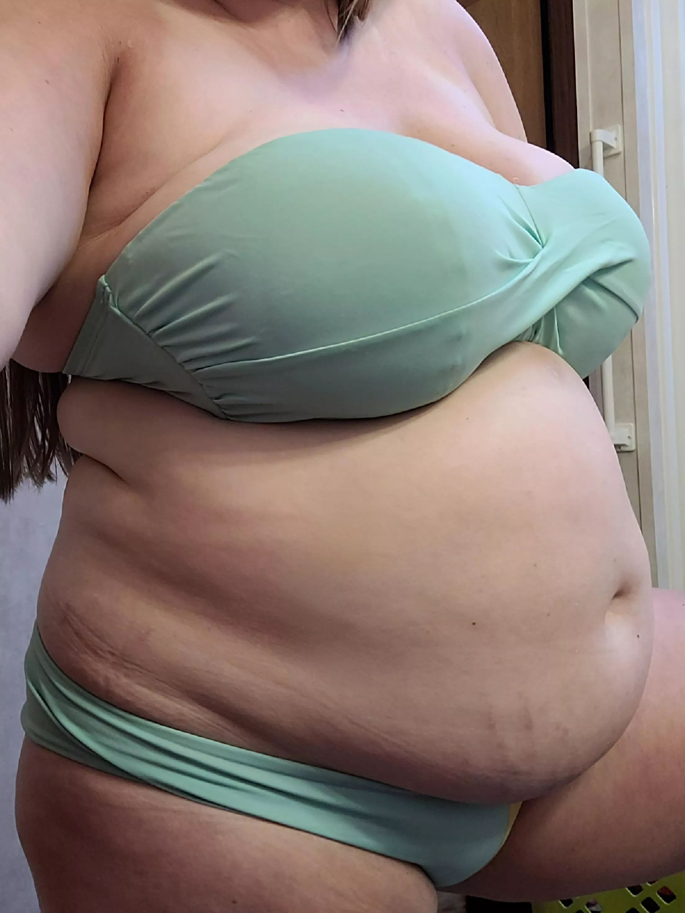 Ready for bikini season! 👙 😎 posted by invisibelly