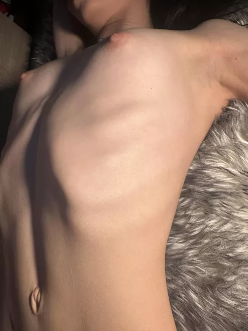 Skinny and hot , ready to be creampied by you by BeanstalkMin