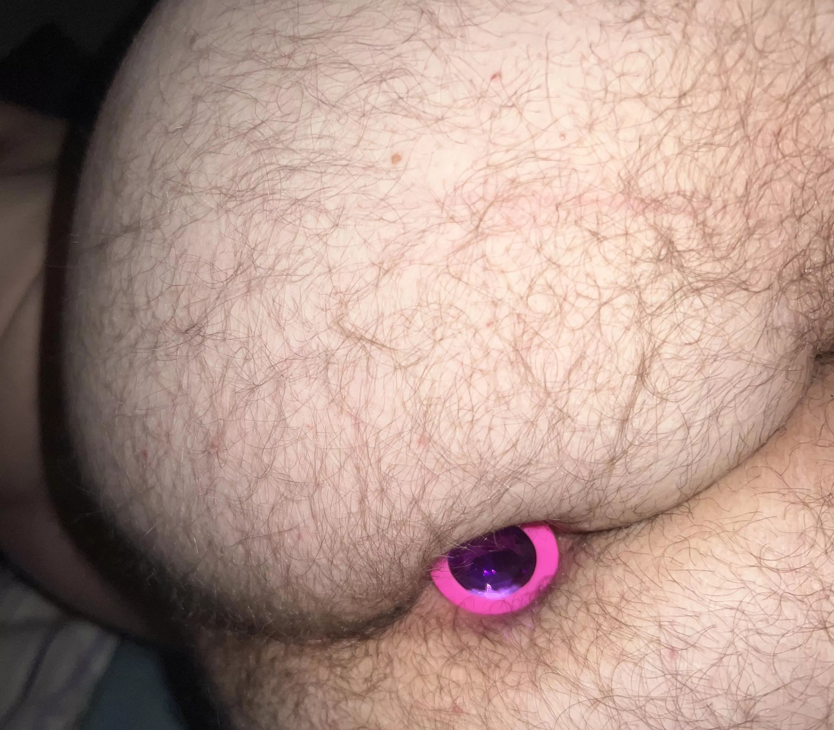 Straight guys love to be plugged too! posted by Needleworker479