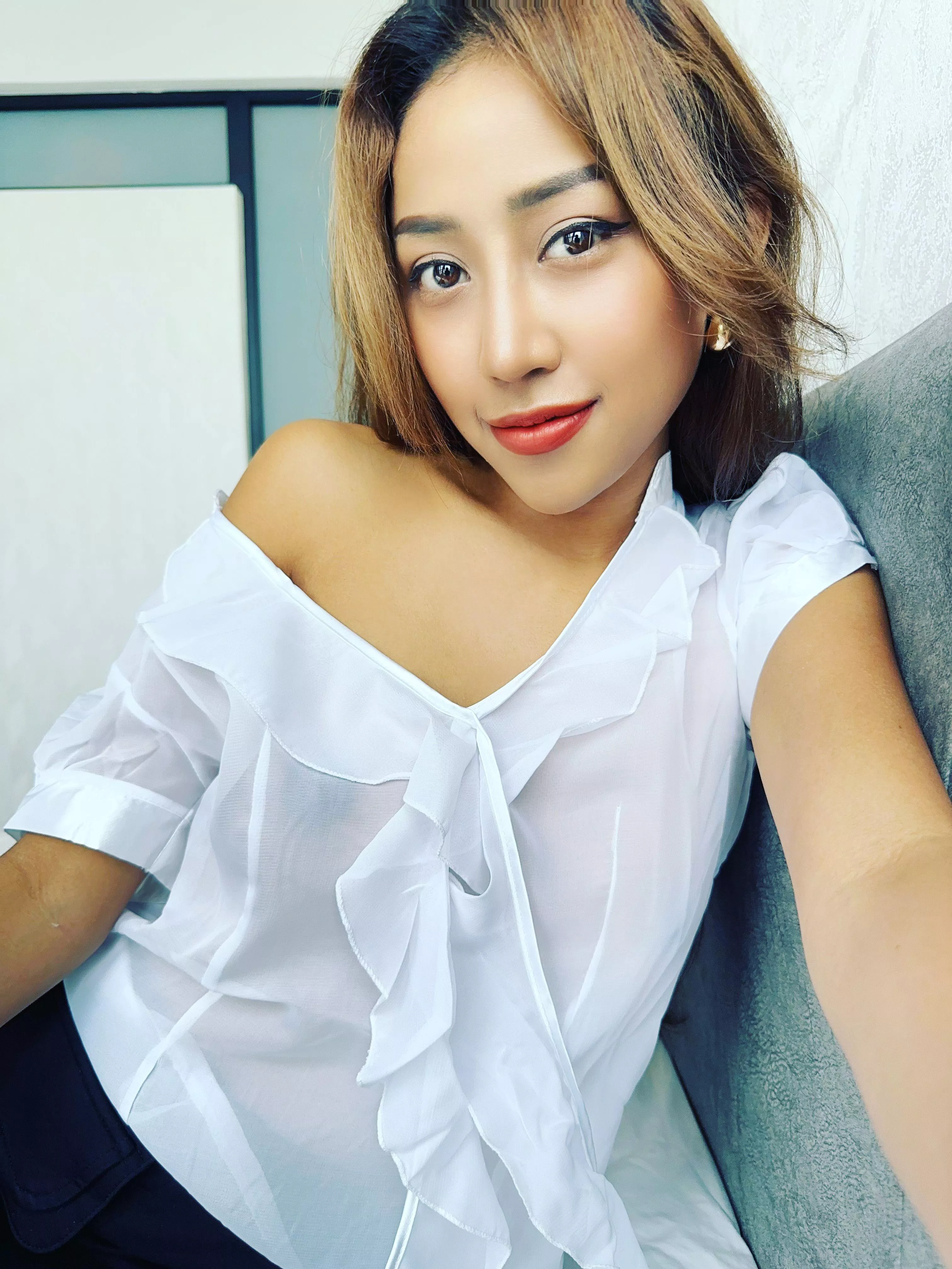 Stressed but still pretty posted by itsserin