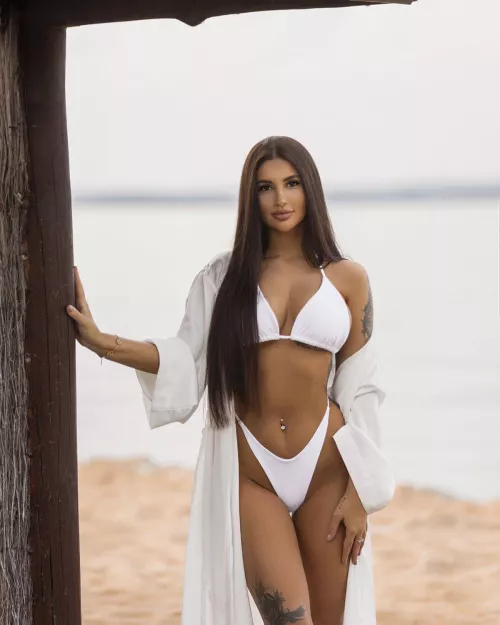 Summer girl by Letina_51