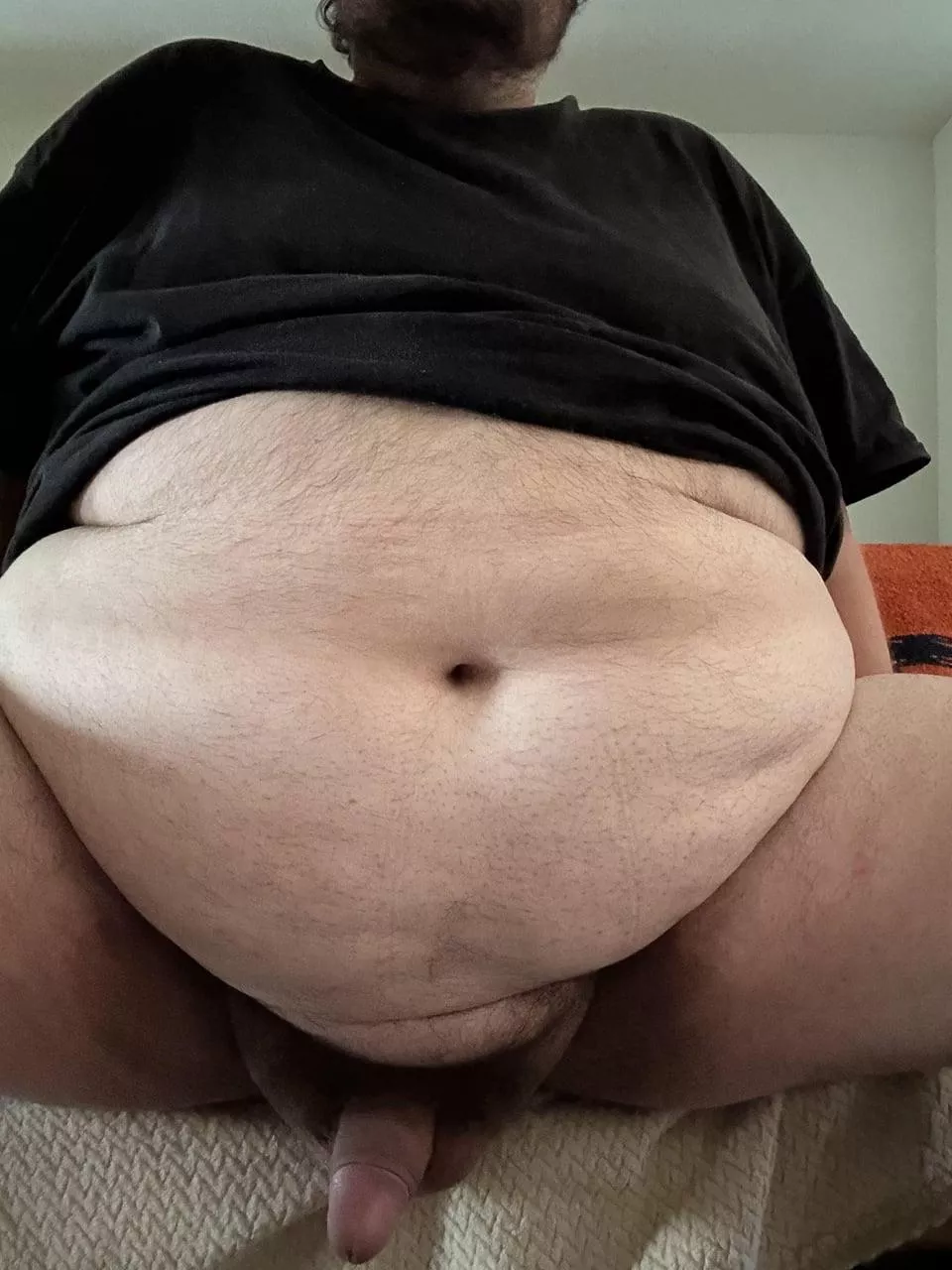 Superchub gooner (20) who wants to slut me out? Dm me posted by Realistic_Comment121