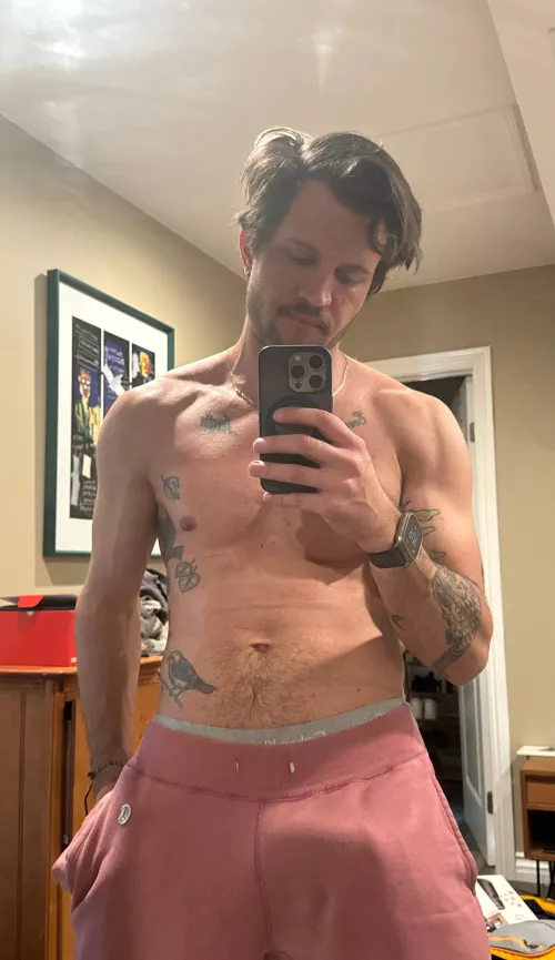 Sweatpants szn by DonkeyDongDoug420