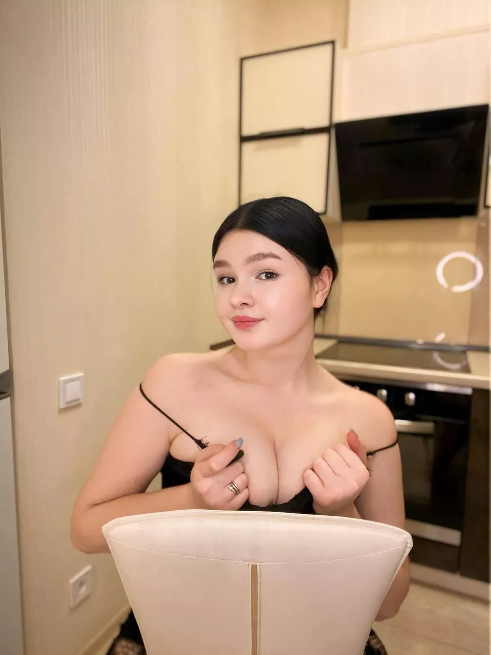 That cleavage can make you get hard posted by Rafaelsn666