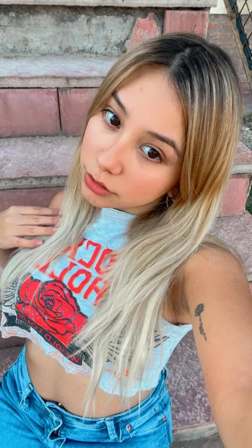 The best crop top that firs perfectly on me by Fertile_Tongue_