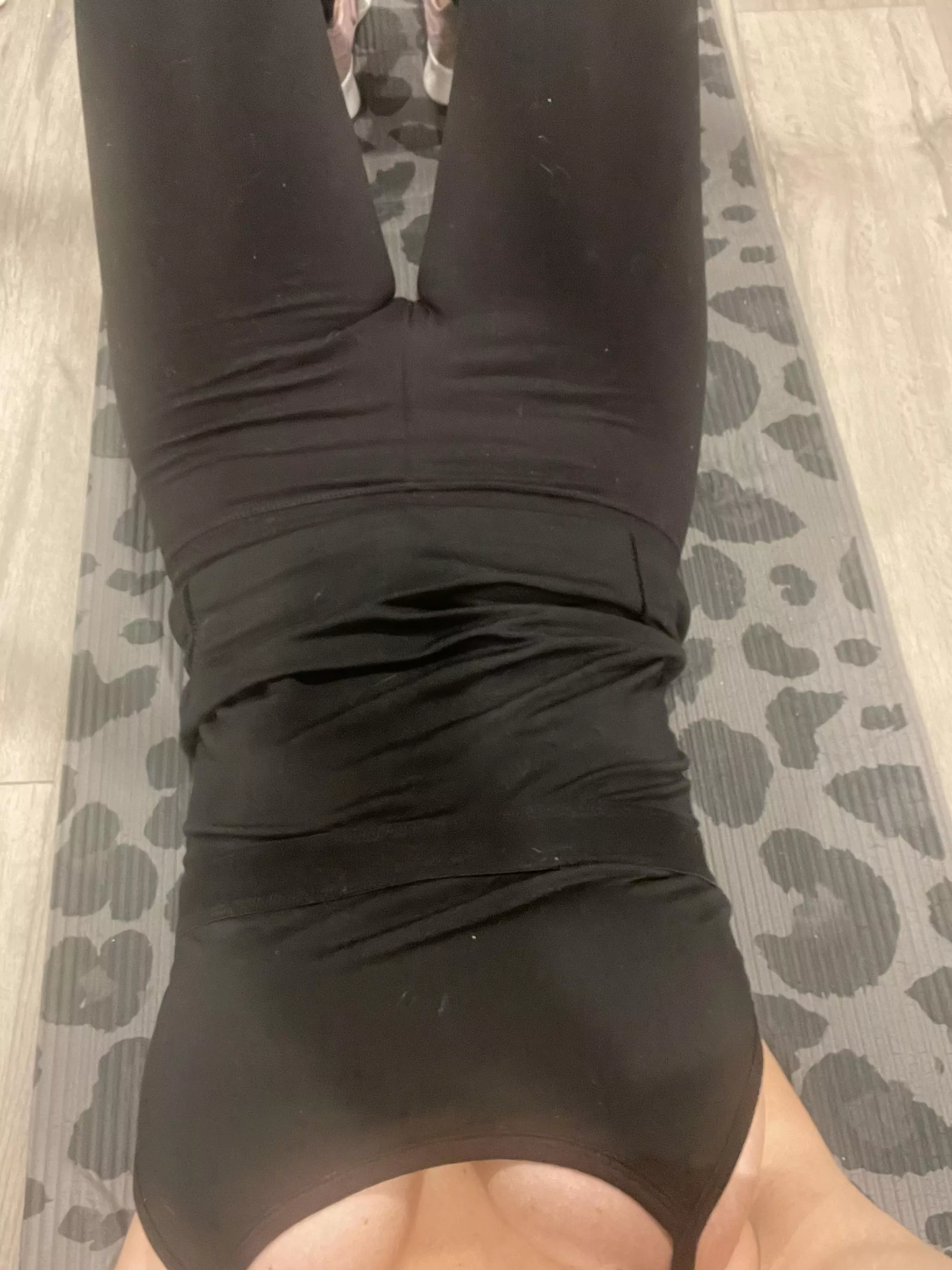 These leggings like to creep up 😉 posted by mindthegap_23