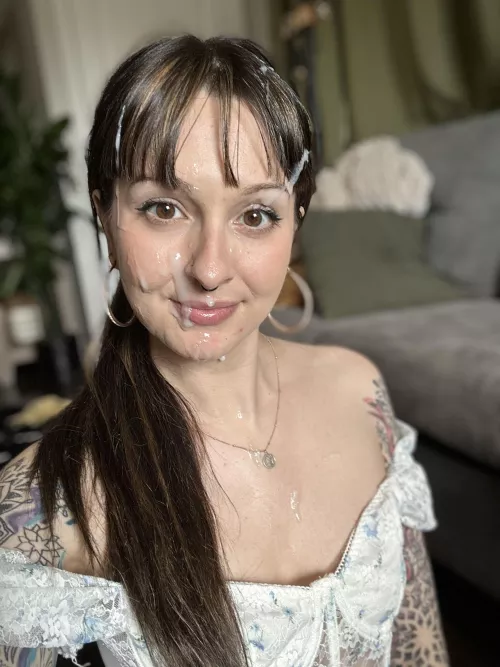 This must be why my hair is so healthy by wittlemousey