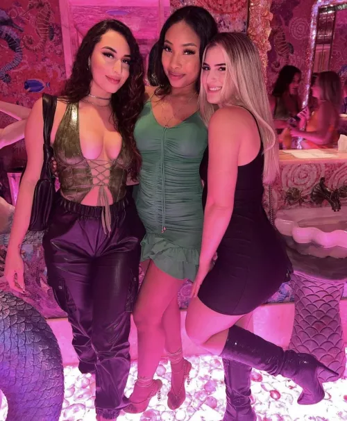 Tough pick  by tennisa_zelal