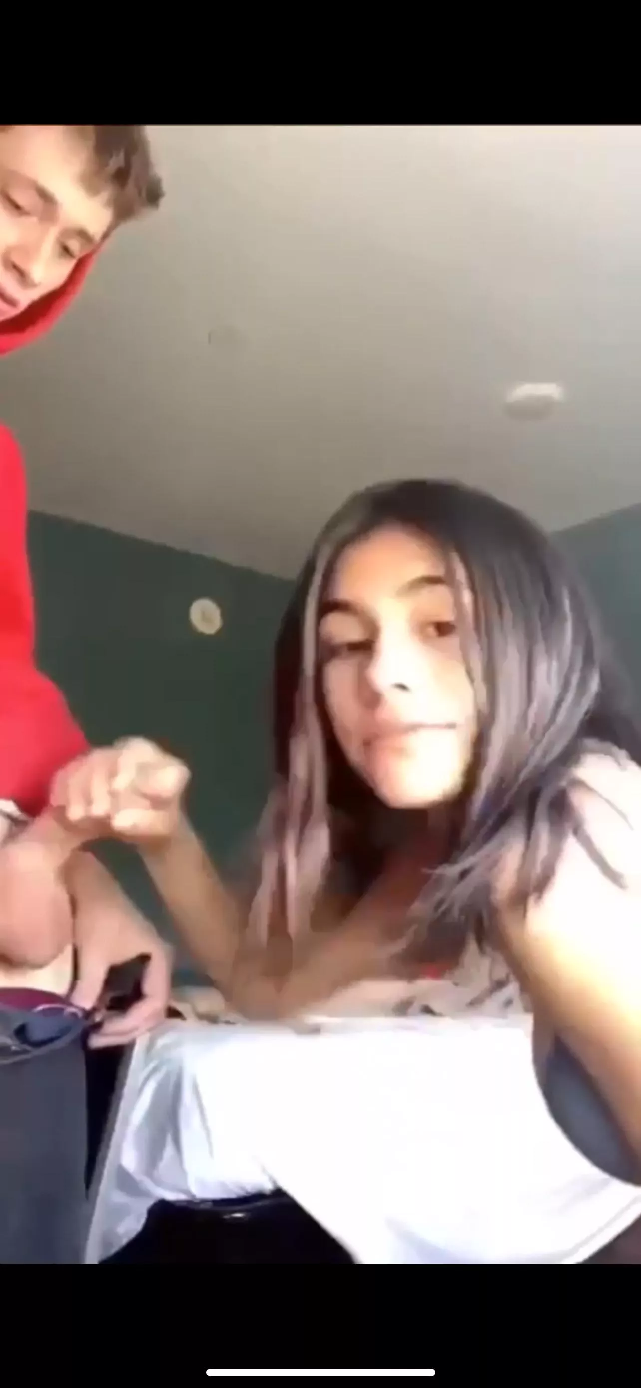 Who is she? TIA posted by Bigworm2001_