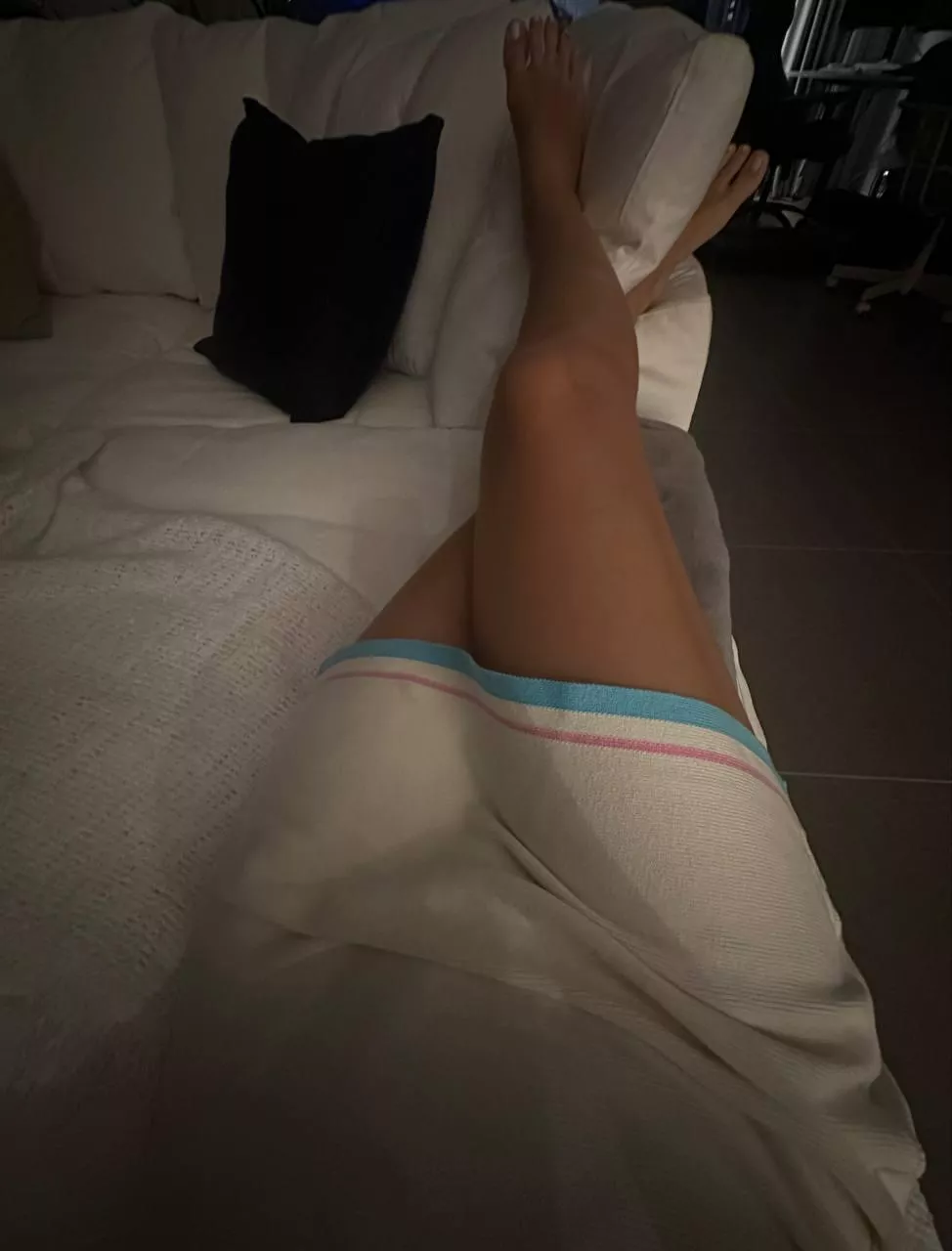 you can kiss my legs all night posted by strungdelorme