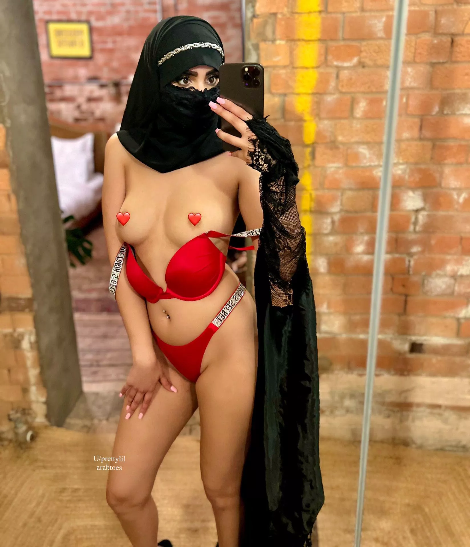 You promise you won’t pull out right? posted by prettylilarabtoes