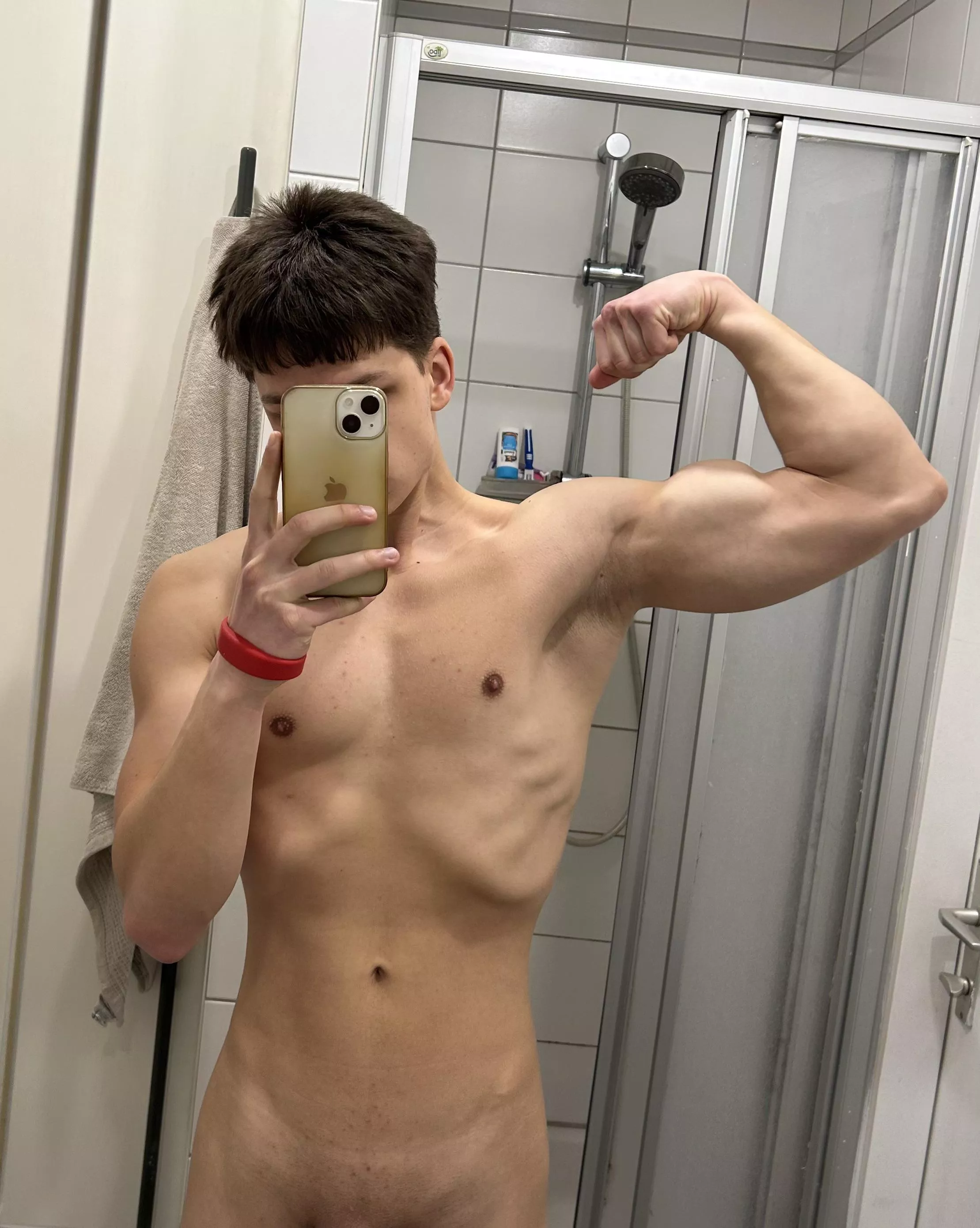 (19)Sniff it before I take a shower  posted by Select_Equipment4297