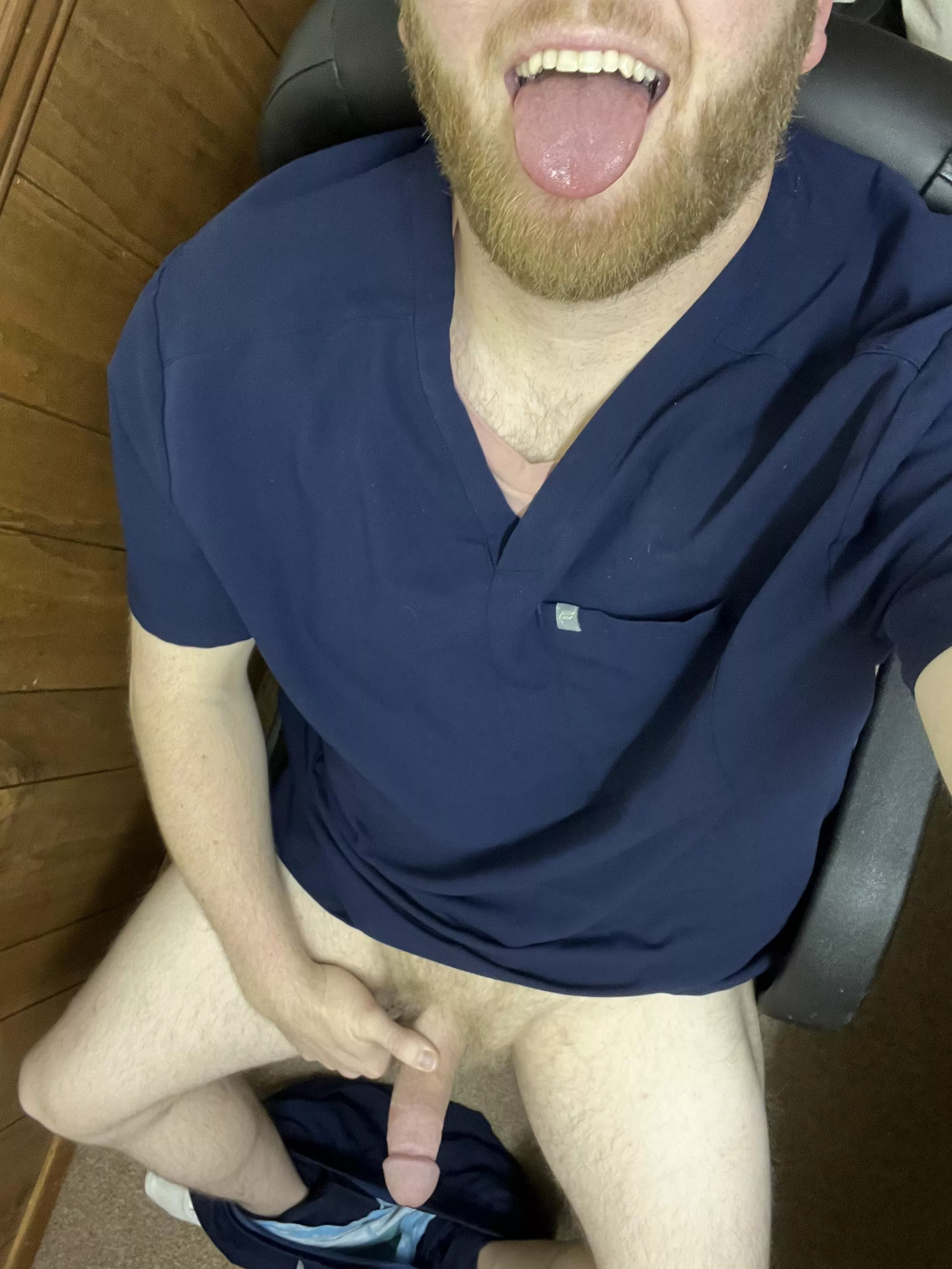 (30) hairy married dad. Stroking in the office, just like every other day posted by jasonbsmith9