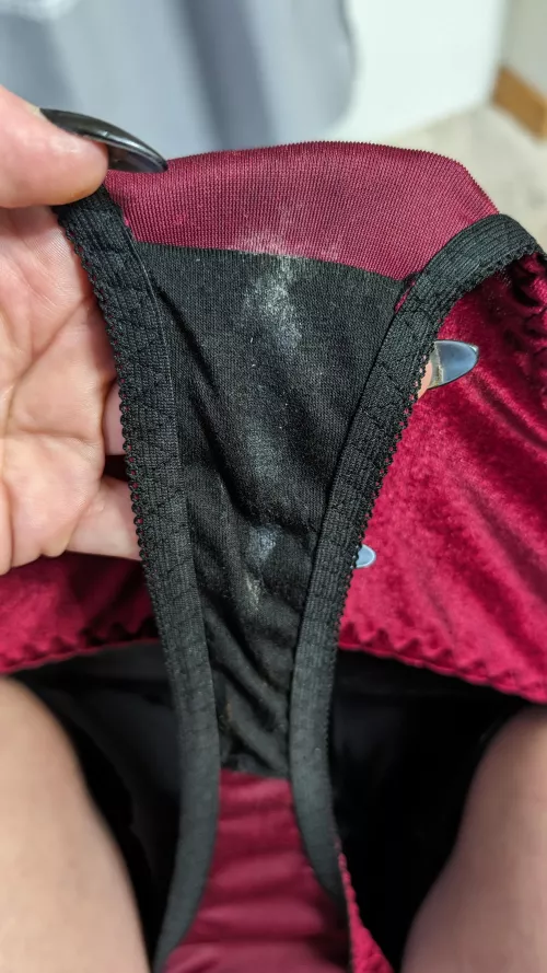 9 hours of flying and traveling and a little creampie leakage 💦 should I cum in them today? by Limp_Trifle_9832