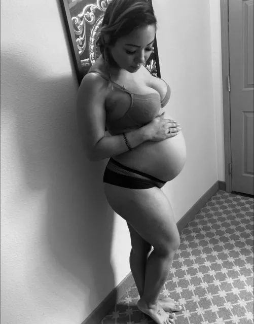 A lot more to enjoy in my pregnancy collections ❤️(OC) by prettypregnant4