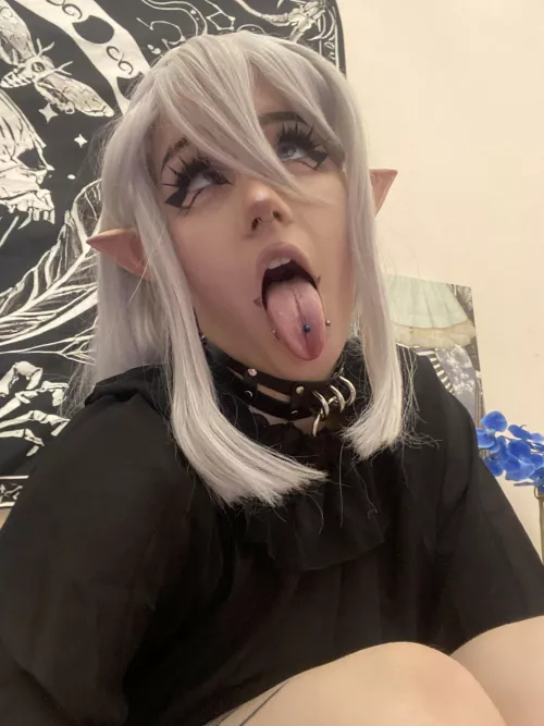 Aim for my pretty mouth by hellinnlove