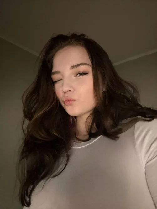 Am I cute for you? F18 by ki_Hyprface