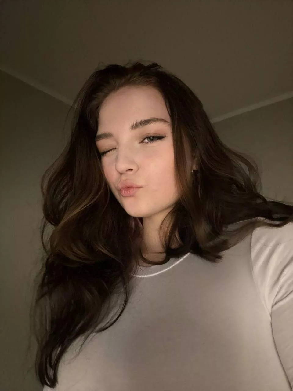 Am I cute for you? F18 posted by ki_Hyprface