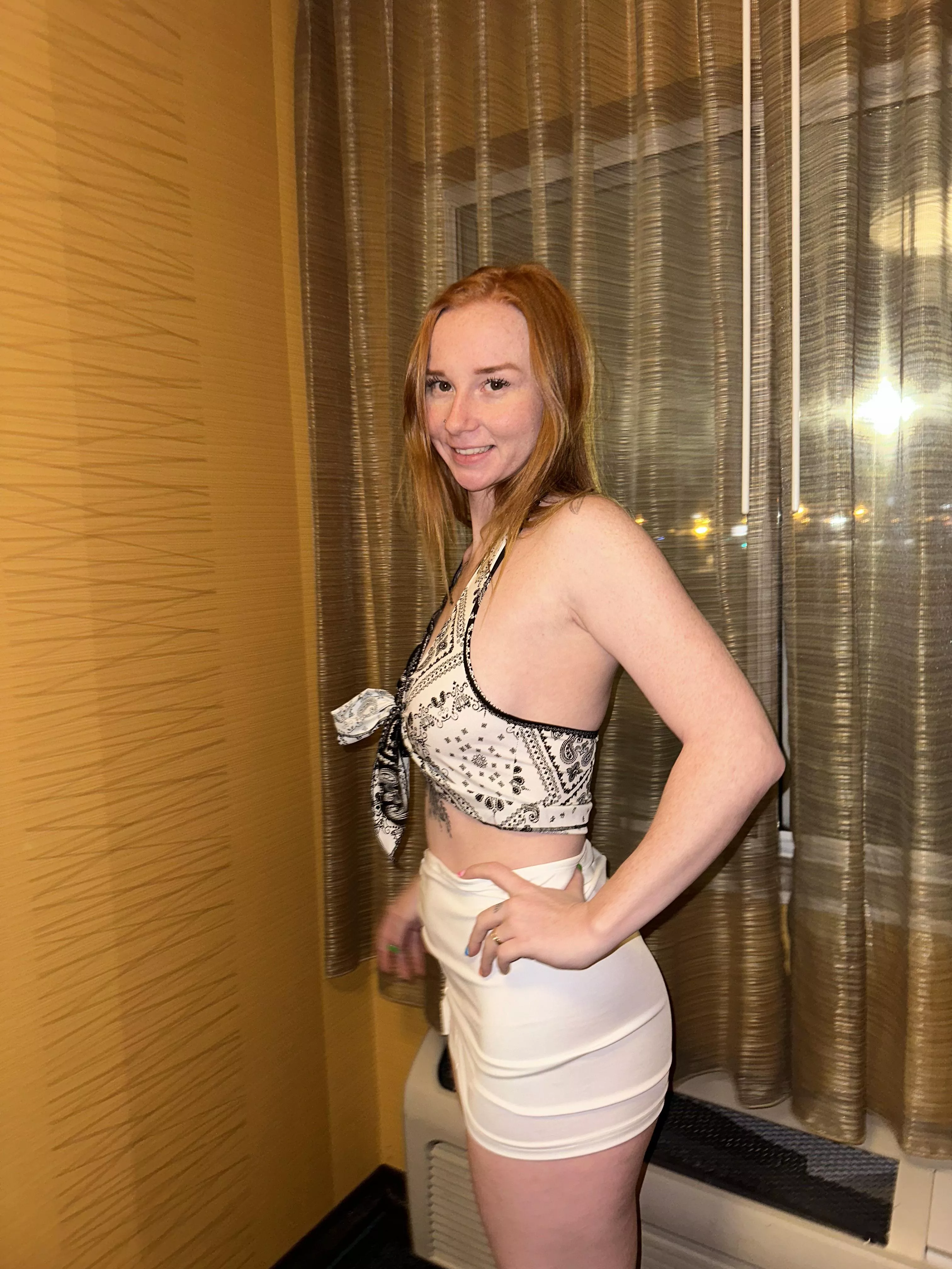 are crop tops even a turn on? posted by Katarina_kastle