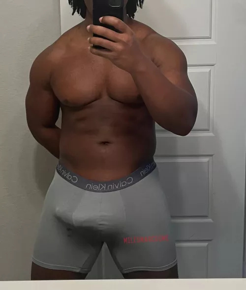 Can you spot the precum? by Common_Rent1816