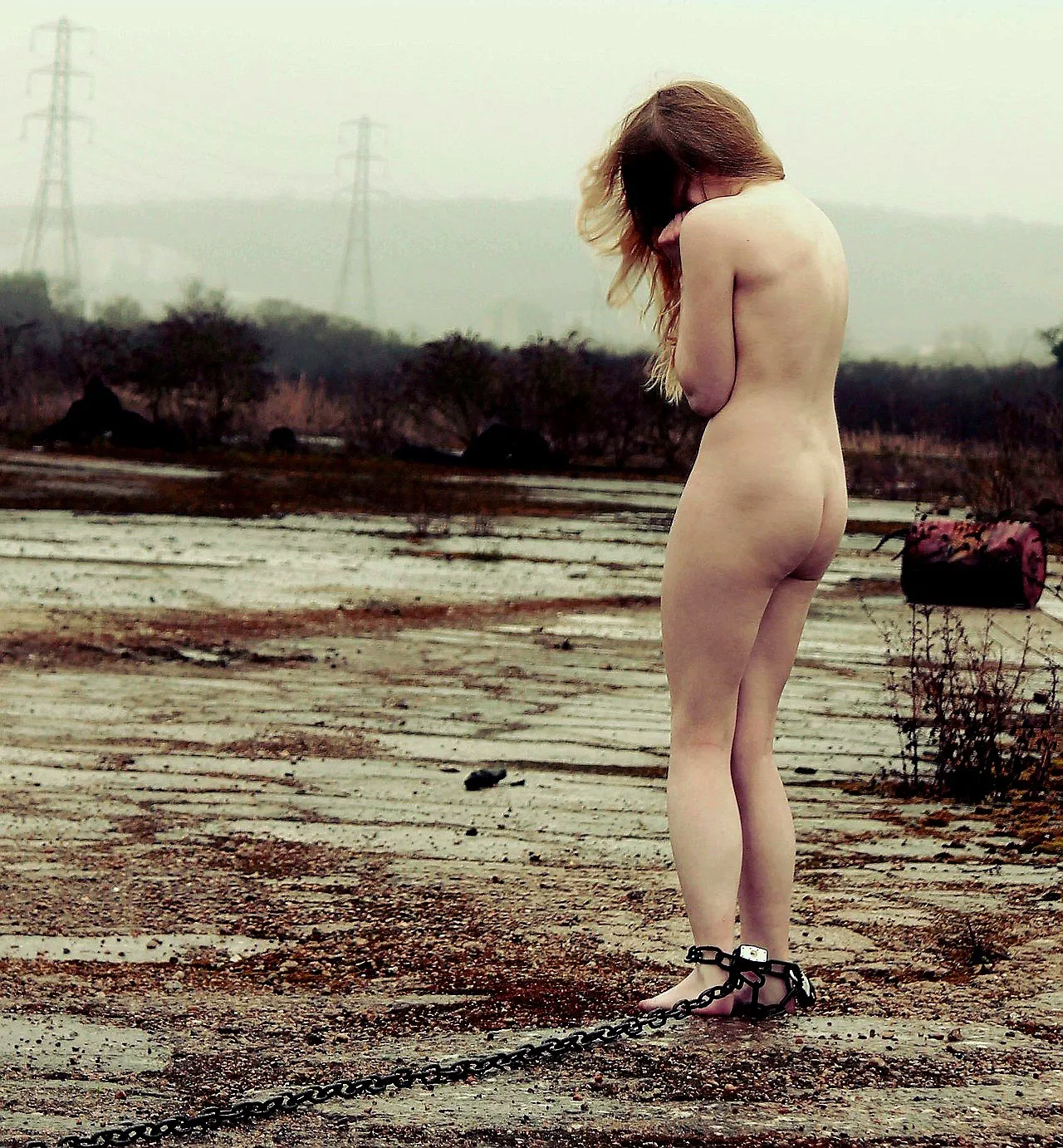 chained outside posted by Mundane-Employer-719