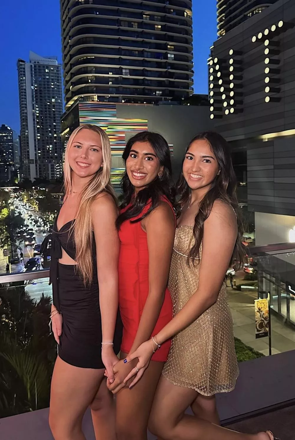 College girls  posted by tennisa_zelal