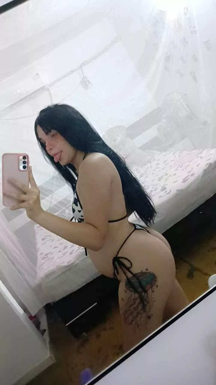 Come daddy, I'm pregnant and very hot, I want to masturbate for you 🥵😈🤰🏻 posted by Yolita23