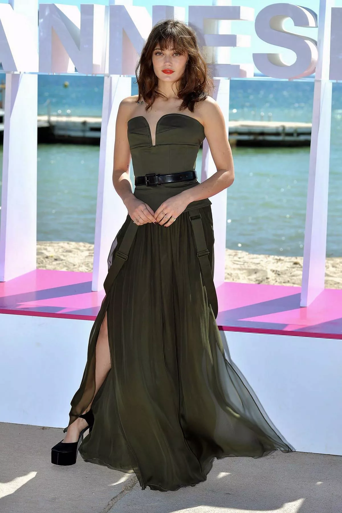 Ella Purnell  posted by ControlCAD