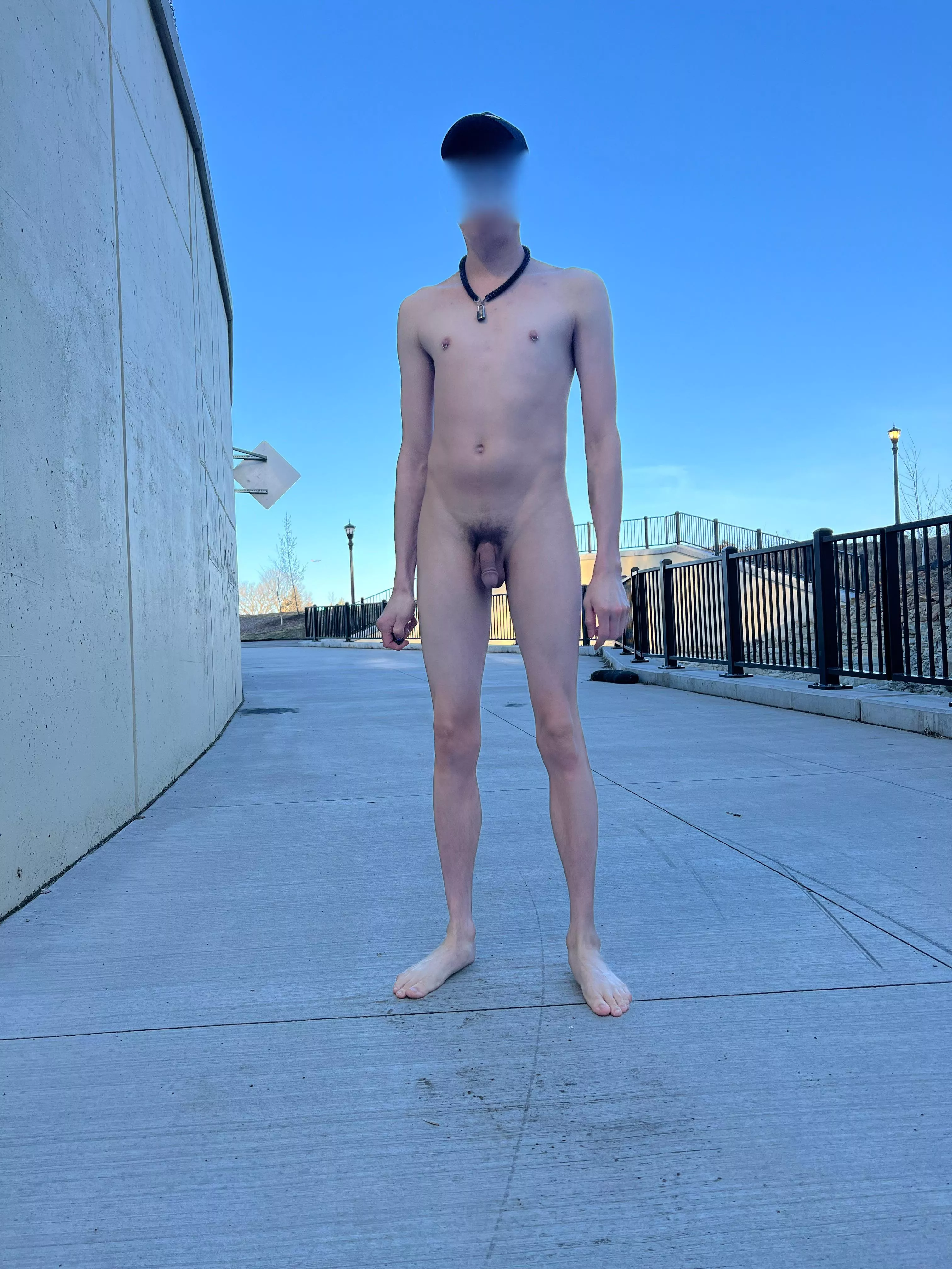 everyone’s out for their morning jog posted by publicpierced