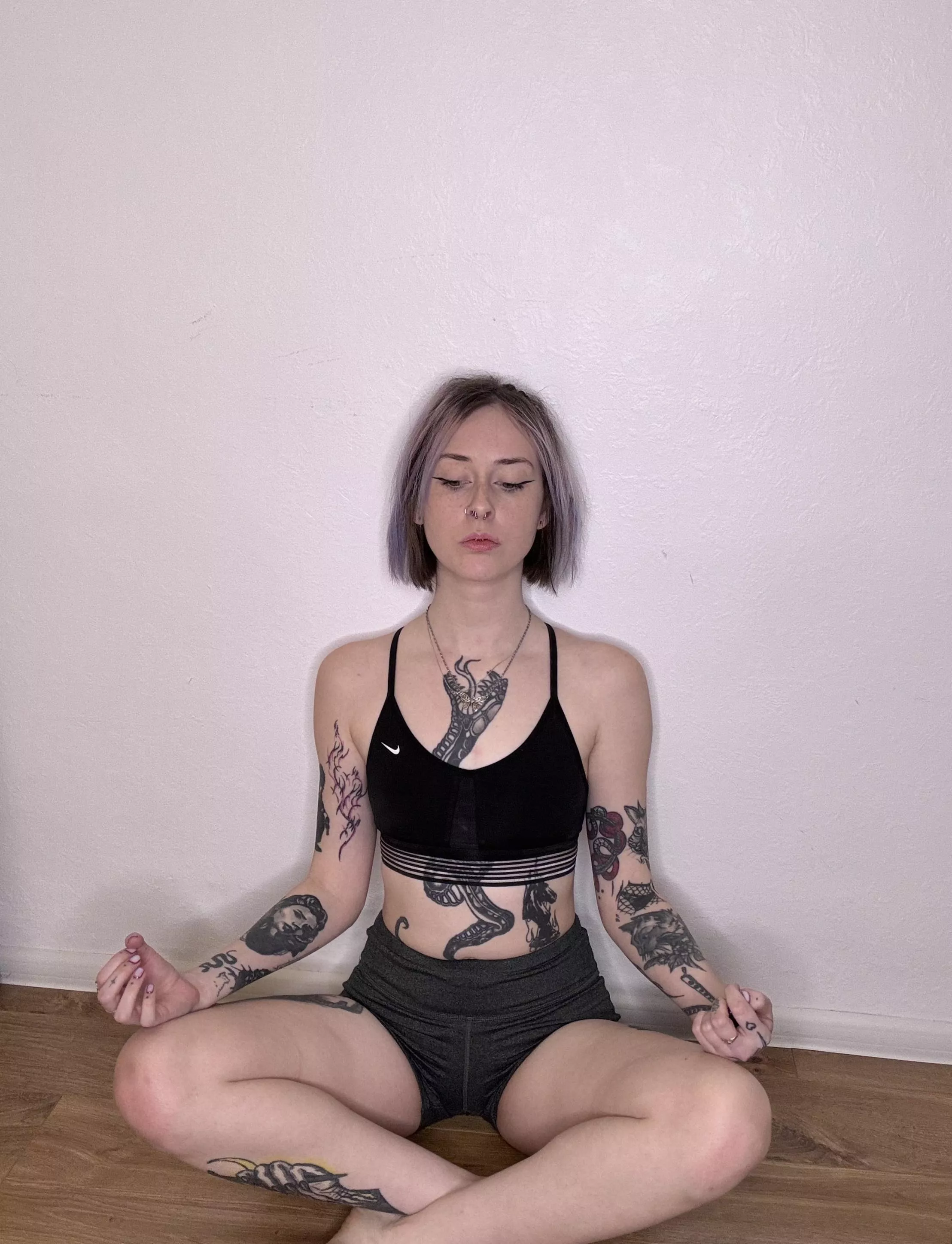 (F) Maybe you want to join me and see how flexible I really am posted by Womanlyclary12