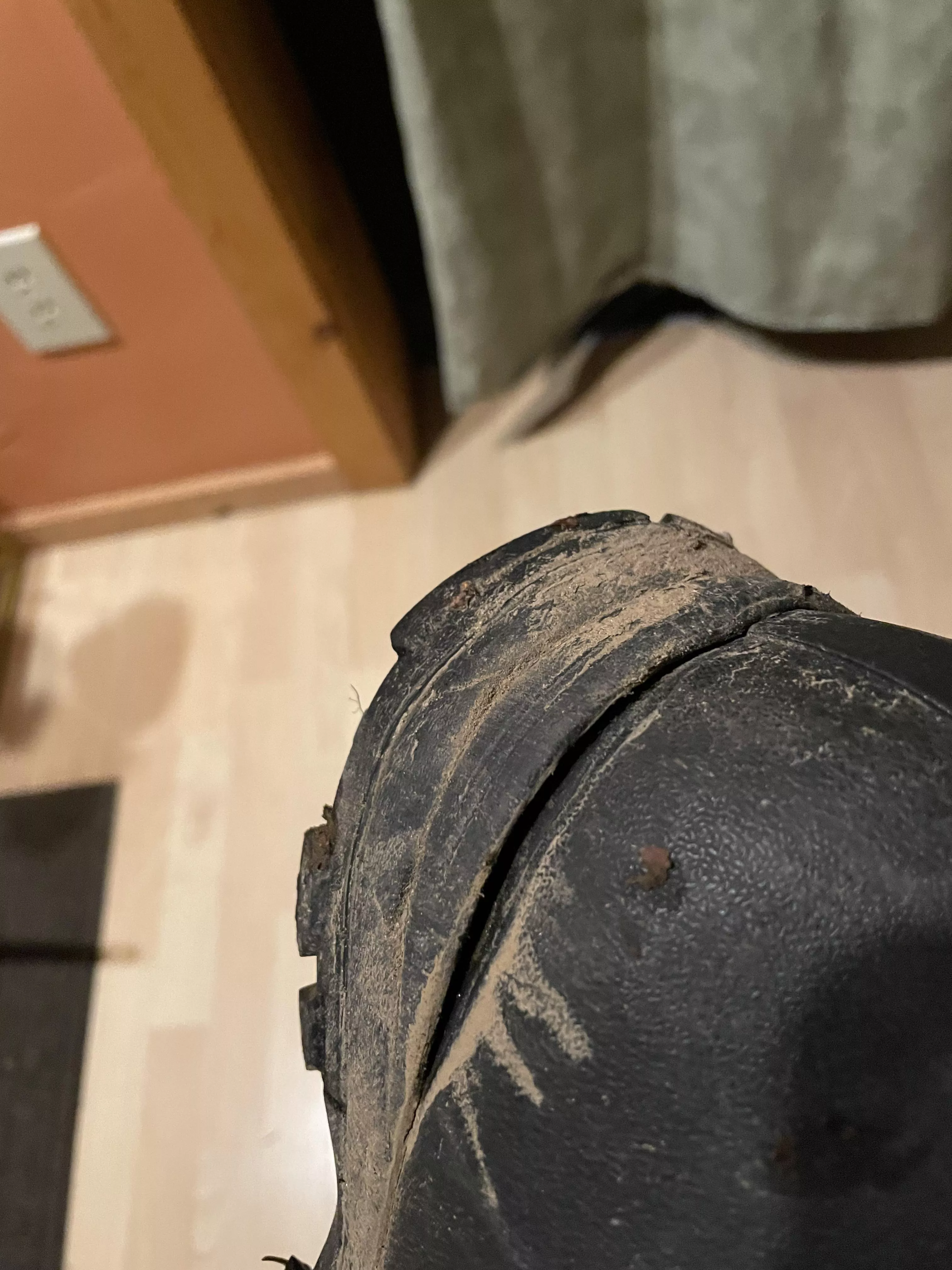 Glue for Boot Soles posted by Vruksha_art