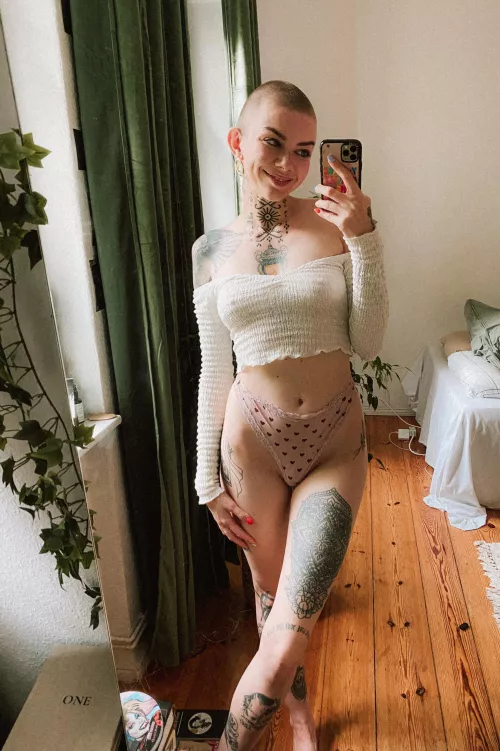 gonna shave it soon again :)  by juleamelie99