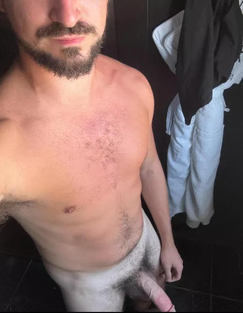 Hard In my hotel by Bigchungis93